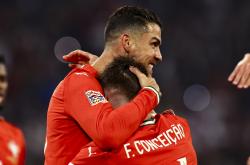 爱游戏中国-葡萄牙足球队遭遇亚洲球队困境