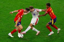 爱游戏体育-意大利在比赛中展现出强劲的实力