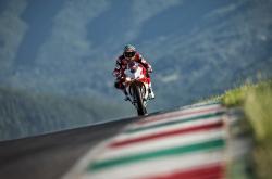 爱游戏官网-深圳奇迹夜，克莱生涯之夜难敌末节风暴，中国力量震撼波士顿