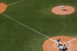 爱游戏体育官网-绝境逆袭！莫兰特末节封神，辽宁队险胜火箭的背后