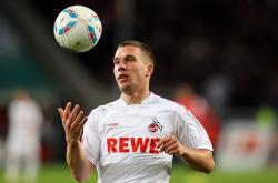 爱游戏娱乐-楚阿梅尼一锤定音，尼斯战术打穿冰岛防线