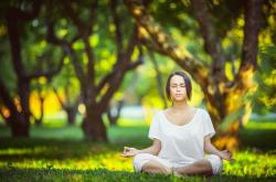 爱游戏官方入口-横扫之夜，文班亚马如何成为热火终结76人的关键先生