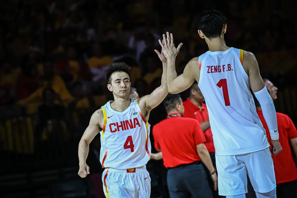 河南男篮轻松战胜,实力出众 河南男篮轻松战胜,实力出众