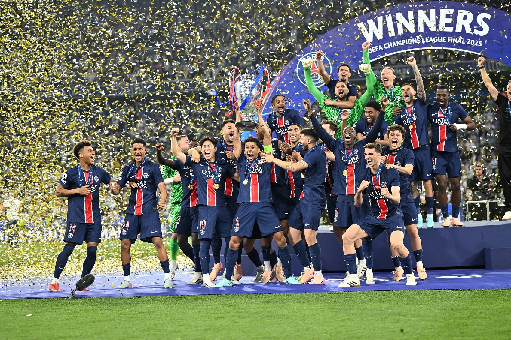 欧洲赛事豪门之战：皇马大胜晋级