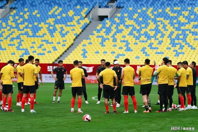 亚洲球队火力全开，轻松晋级下一轮的简单介绍