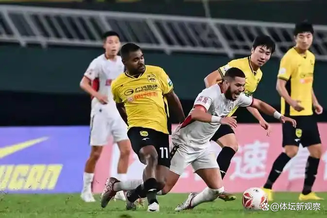 包含国安客场挑战恒大，双雄对决，谁能笑到最后？的词条