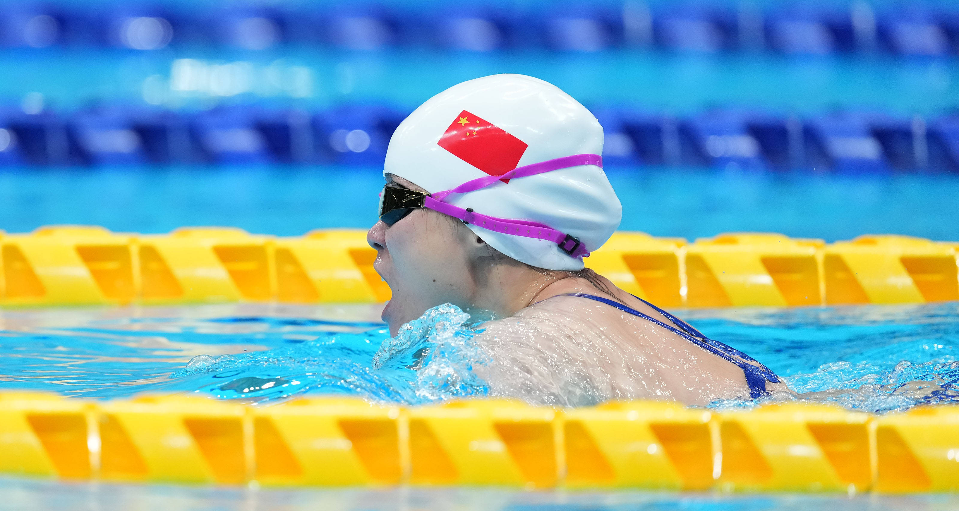 阿根廷游泳选手夺得金牌，实力无人能敌