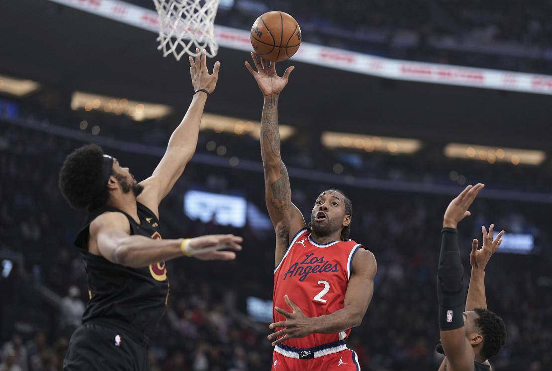 雷霆轻取快船，伦纳德制霸全场