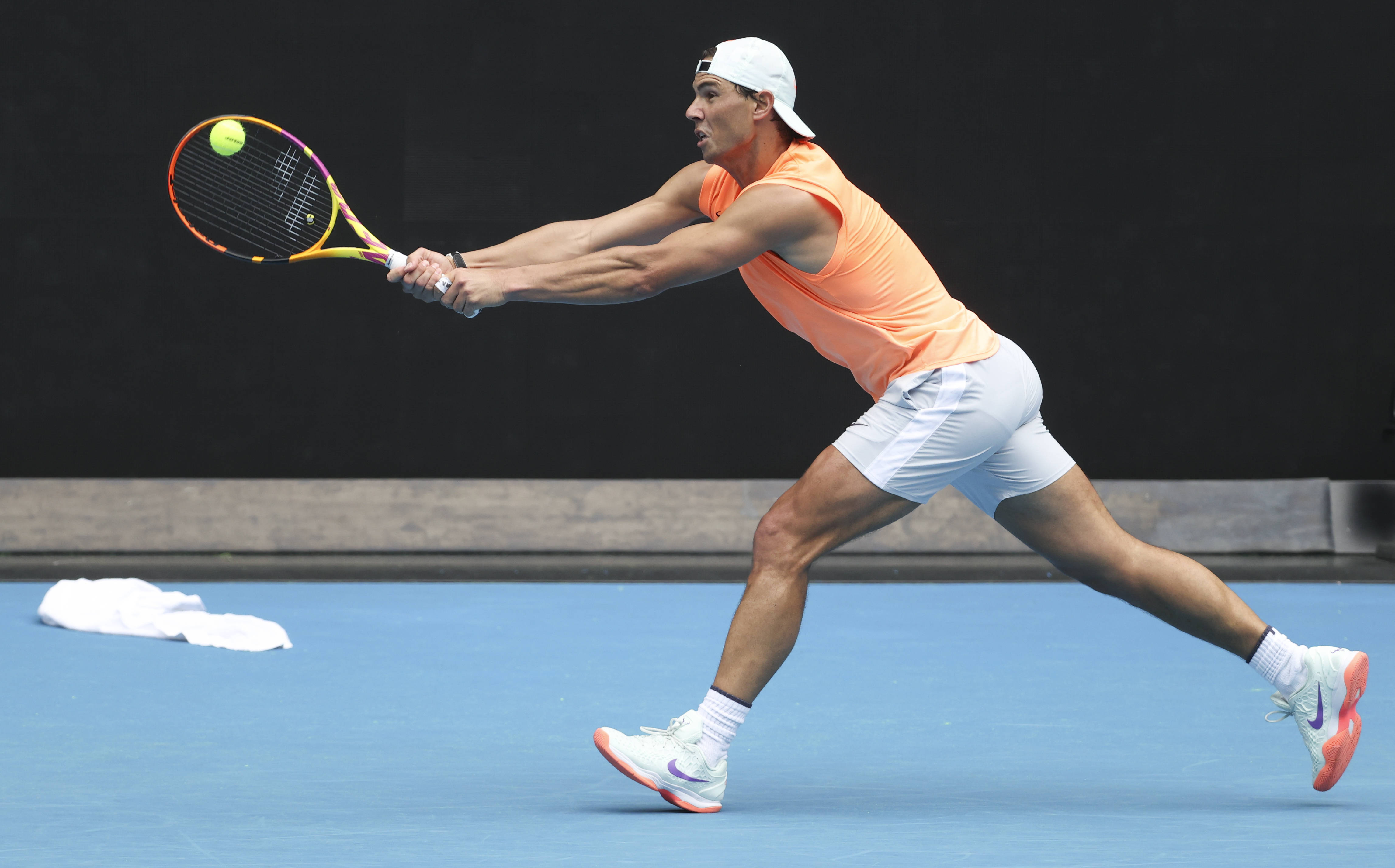 关于澳大利亚网球队强势世界网球队,纳达尔完成帽子戏法的信息 关于澳大利亚网球队强势世界网球队,纳达尔完成帽子戏法的信息