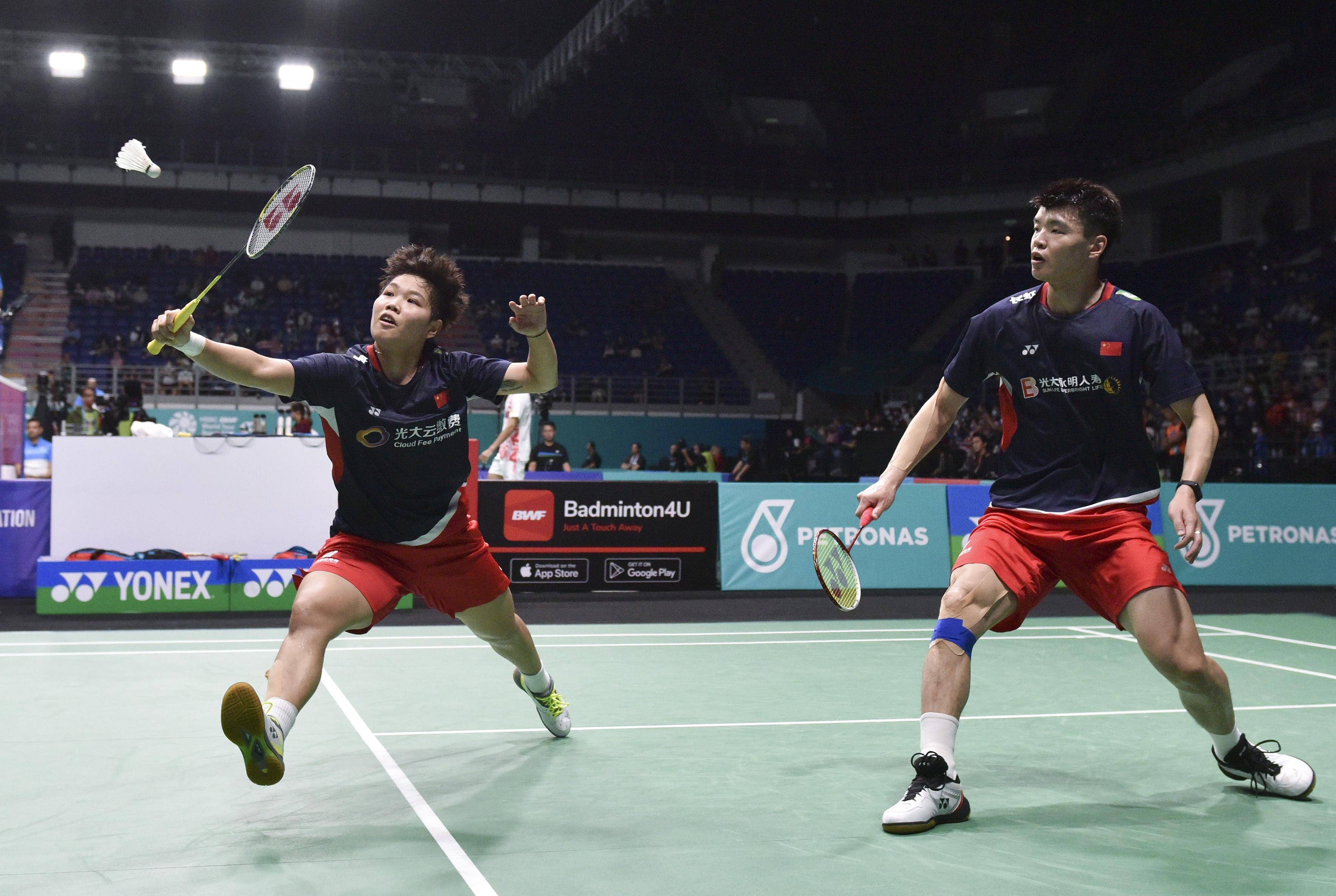 韩国队鏖战丹麦队,黄鸭组合点燃赛场的简单介绍 韩国队鏖战丹麦队,黄鸭组合点燃赛场的简单介绍