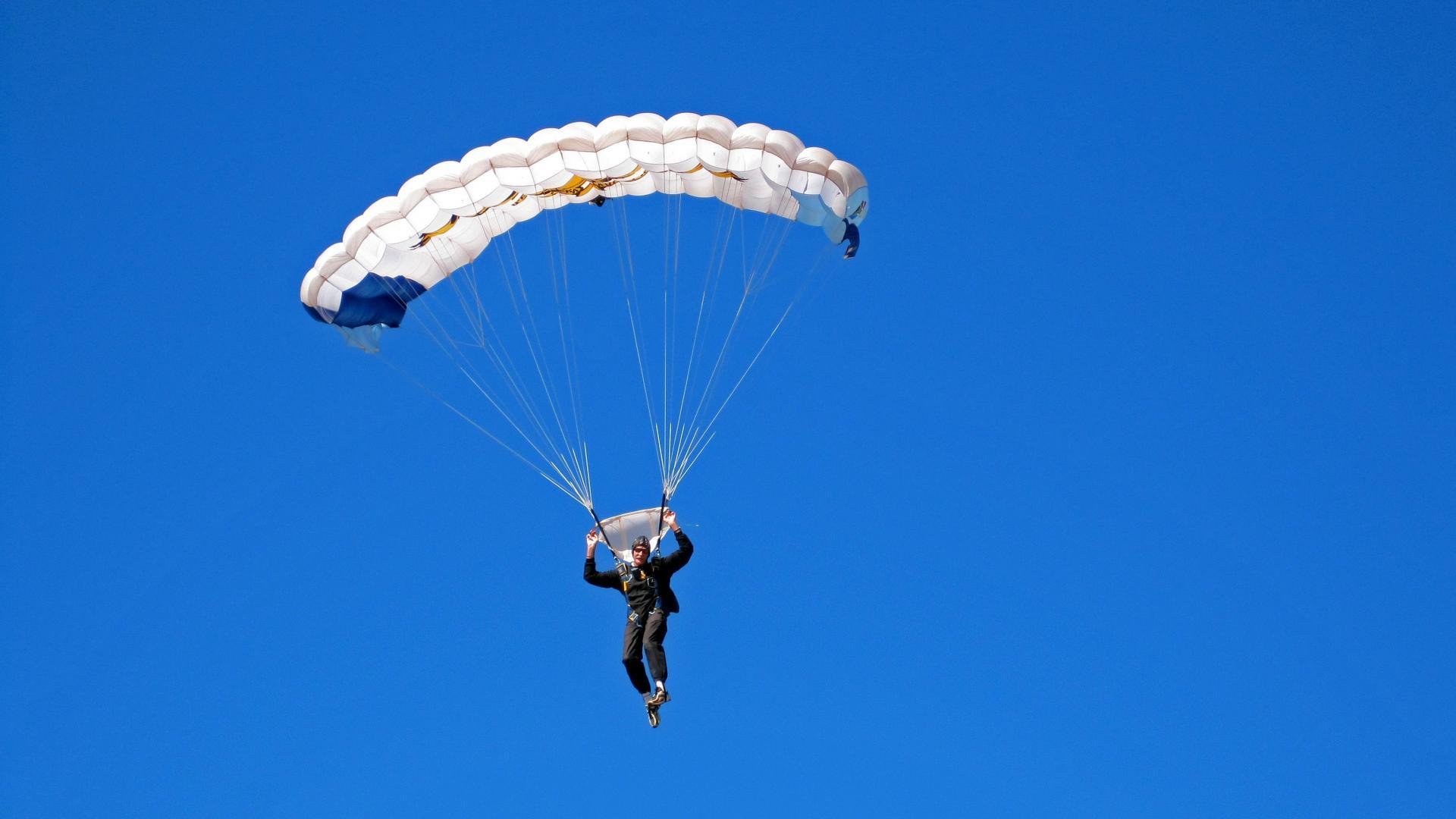 火箭升空力克辽宁，布伦森独舞带队取胜